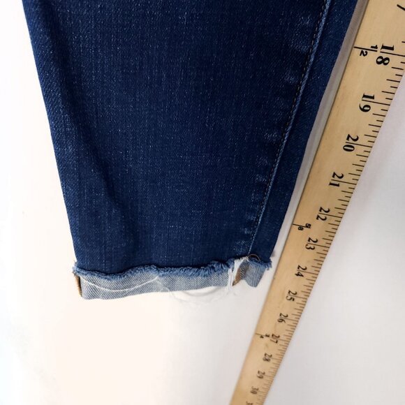 L'Agence Distress Jean Size 26 Womens Cropped Cuff Skinny Leg Mid-Rise USA Msde - Picture 10 of 13